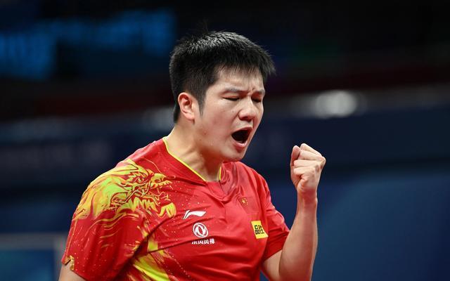 包含猛龙遭遇不利赛程，压力倍增，战绩一落千丈的词条