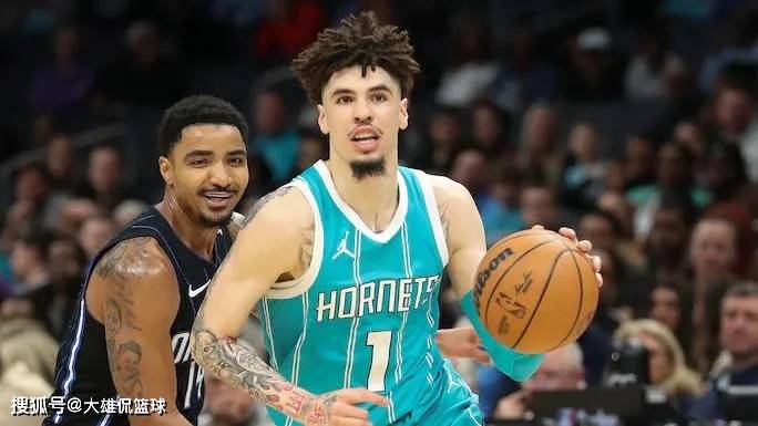 穆古鲁扎连续十场比赛得分超过持续失利，篮网不断突破！